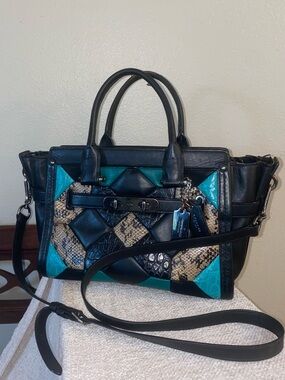 Coach Swagger 27 Carryall Quilt Leather Satchel Crossbody Bag Black Turquoise